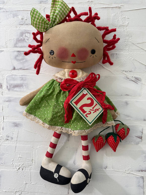 ROA8-01 Strawberry Maddy Anne