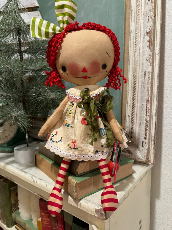 ROA12-32 Christmas Annie w/ Vintage Bulb no.1